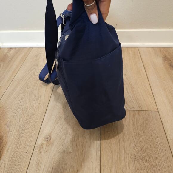 Baggallini Every Place Navy Shoulder Bag - Picture 5 of 7